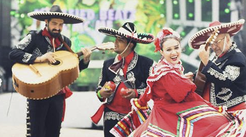 Mariachi akoestische en versterkte optredens