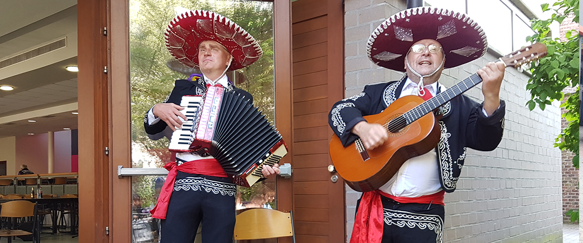 Akoestisch Duo met relaxte muziek voor bruiloften